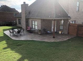 405 Forest Lakes Dr, Sterrett, AL 35147