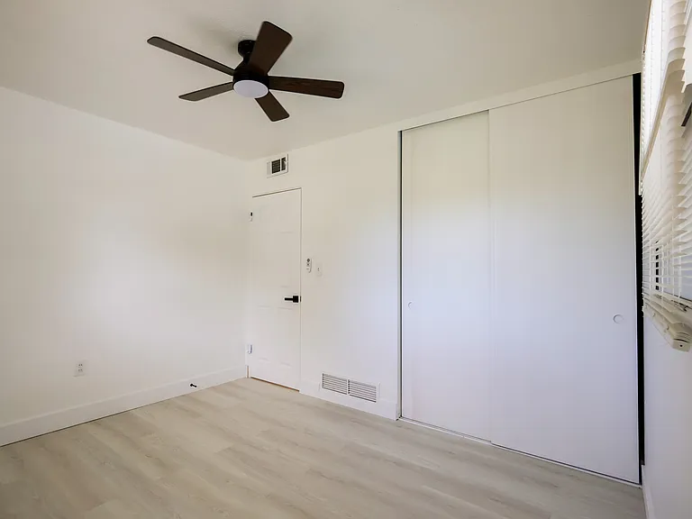 1810 Dixon Blvd — Photo 30