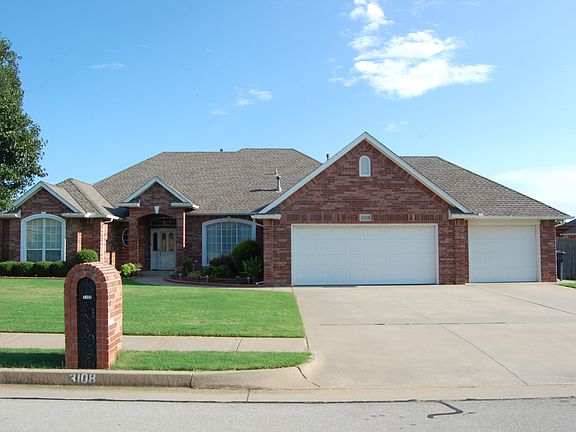2nd image of 3108 SW 105th St