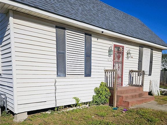 2nd image of 3218 McArdle Rd