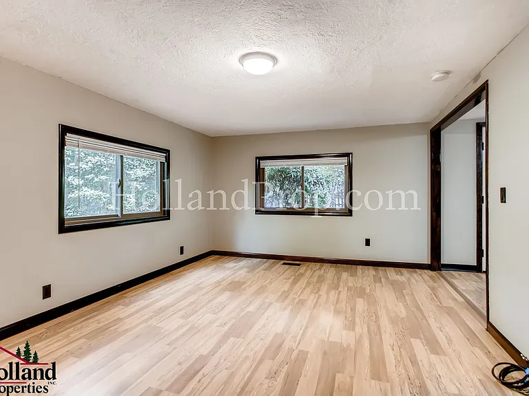 9601 SW 42nd Ave — Photo 4