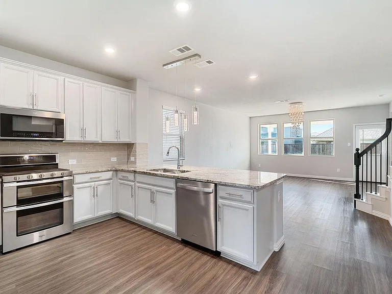1820 Cinnamon Trl — Photo 7