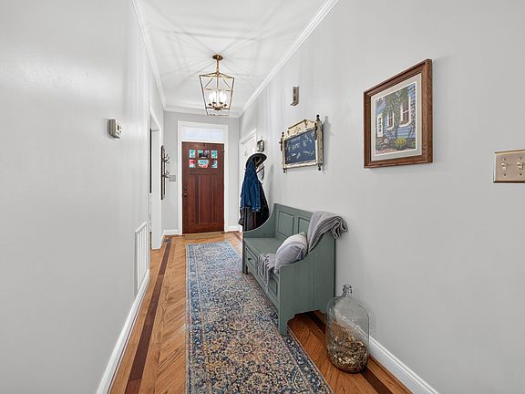 5th image of 105 Abundant Ave