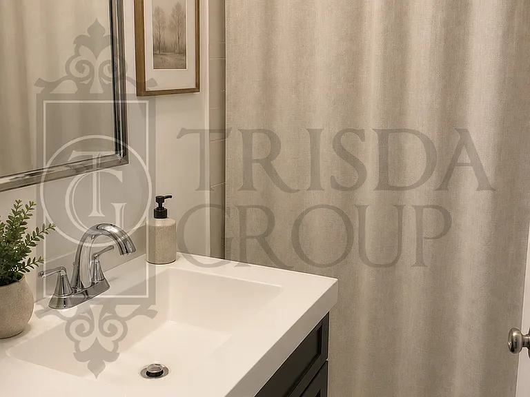 Available Oct 1st Renovated Mt Lebanon 1 Bedroom / 1 Bath Apt+ w/Garage, In Unit Laundry, HW Floo... — Photo 19