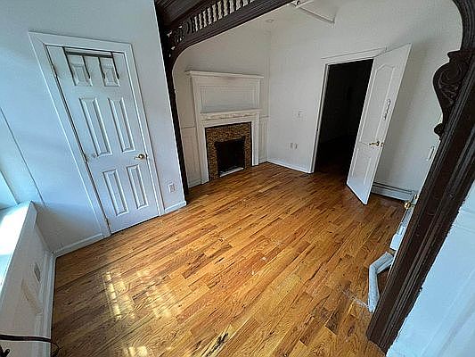 3rd image of 559 W 161st St #1F