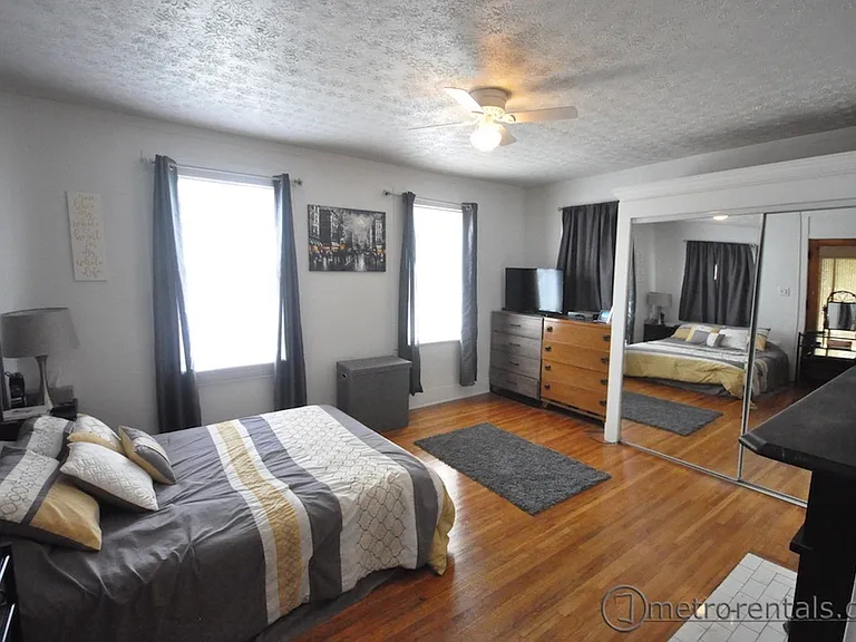 514 S 3rd Ave — Photo 8