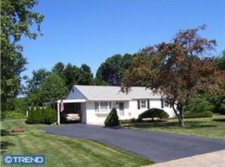 676 Phillips Rd, Warminster, PA 18974