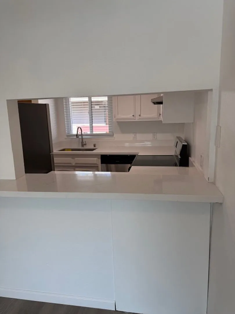 680 Chorro Street, Unit 22 *Room For Rent* — Photo 4