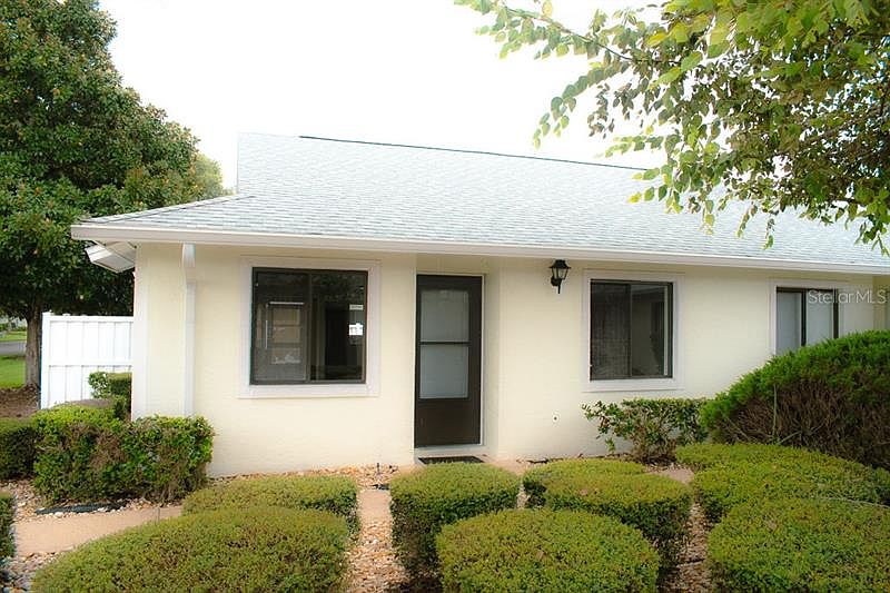 1st image of 44 Lake Forest Pl #44
