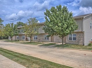 3002 Edward Hoffman Dr APT 3, Champaign, IL 61822