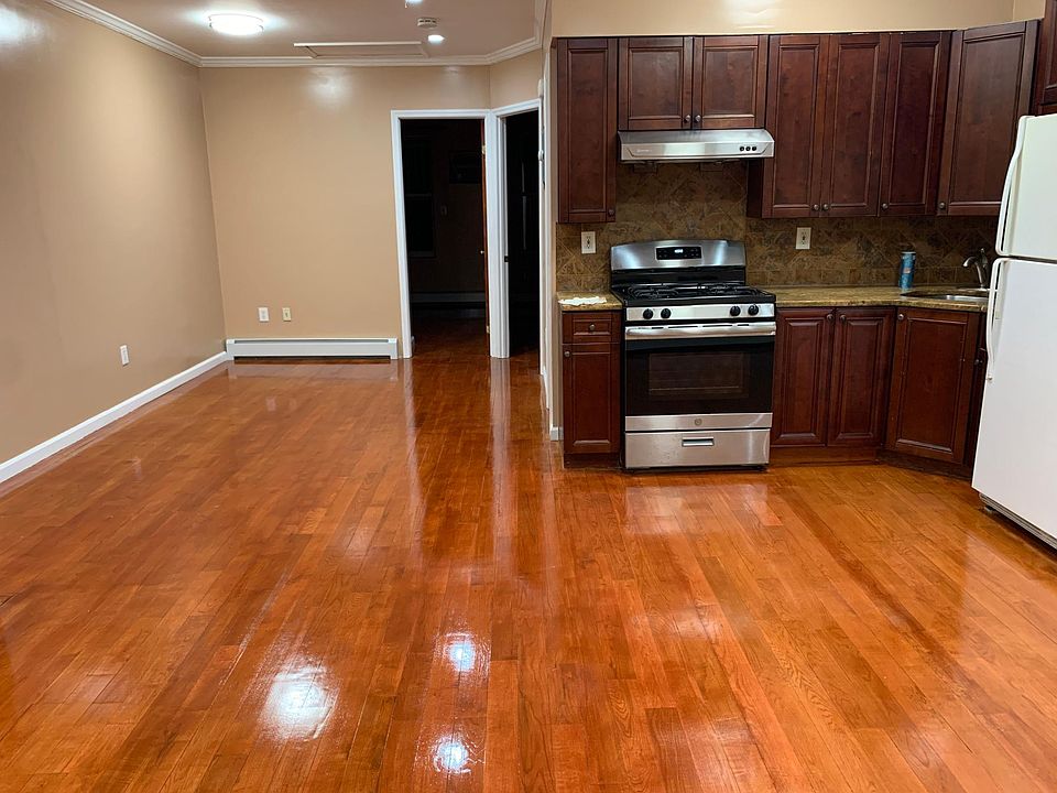 1st image of 1541 Benson Ave Floor 2