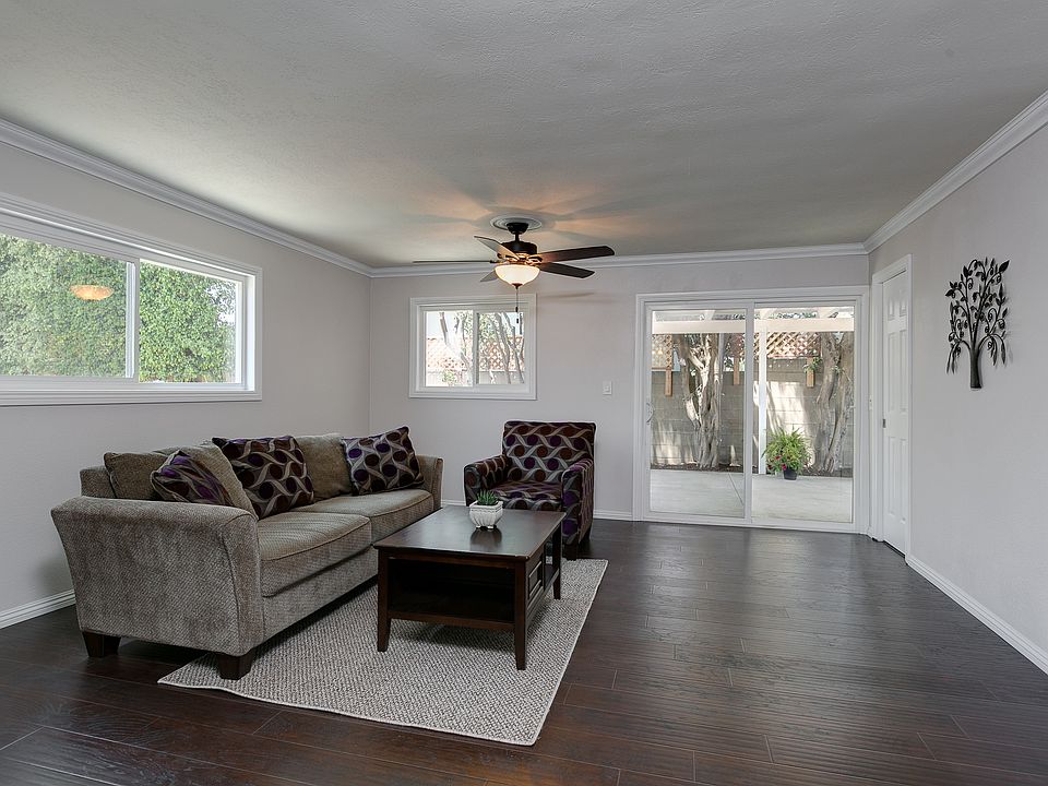 Family Room 2nd View