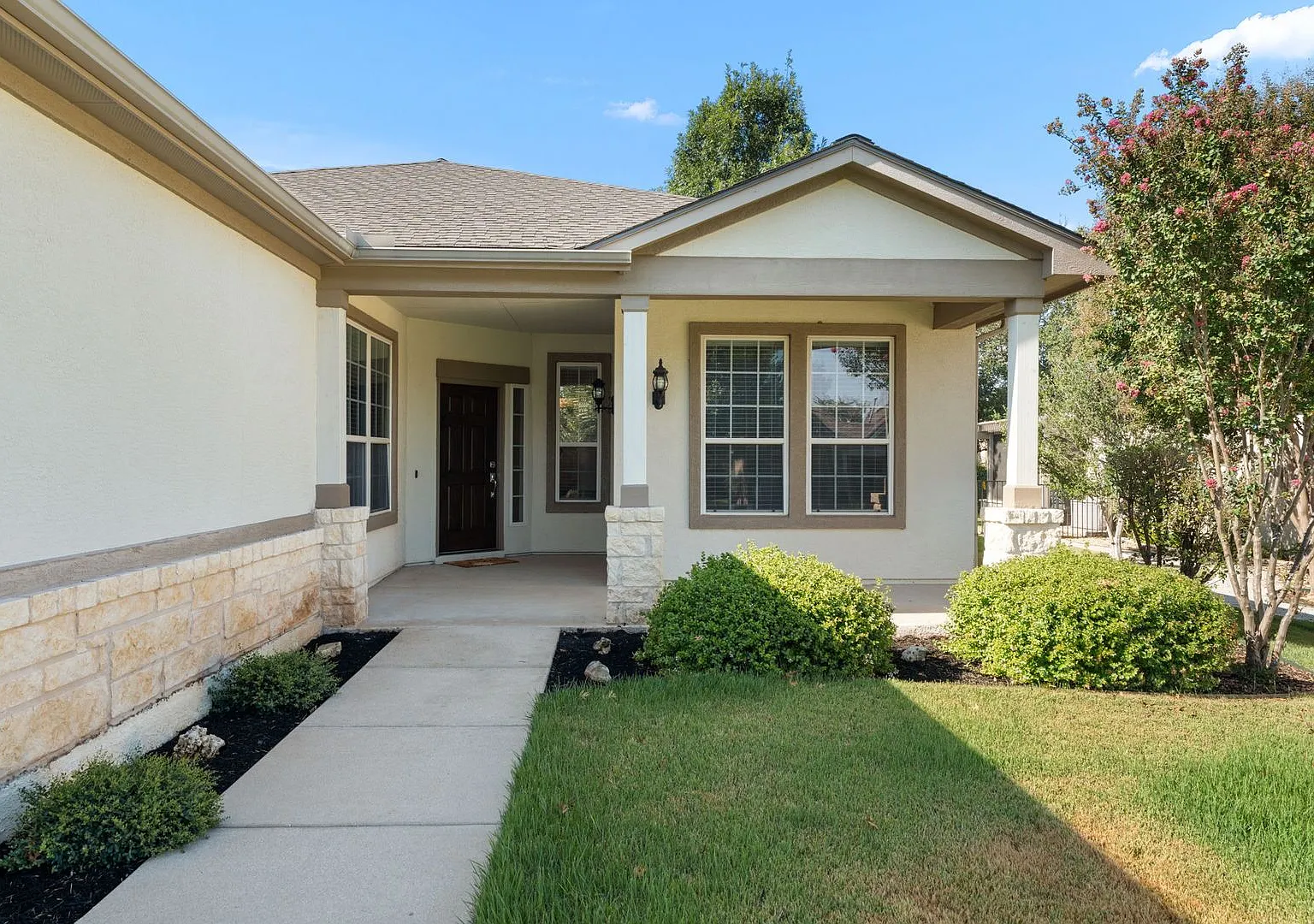 131 Mountain Creek Pass-Unfurnished Sun City Rental Available Now! — Photo 4