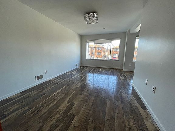 2nd image of 391 Lake Ave