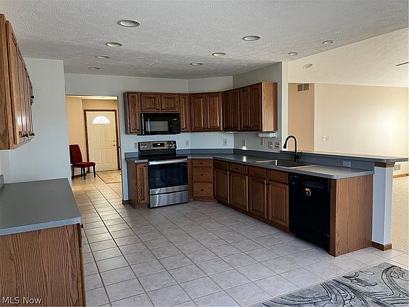 4th image of 6140 Kelley Ln