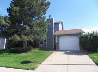 562 W Crestline Cir, Littleton, CO 80120