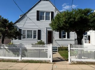 595 Huntington Rd FLOOR 2, Bridgeport, CT 06610
