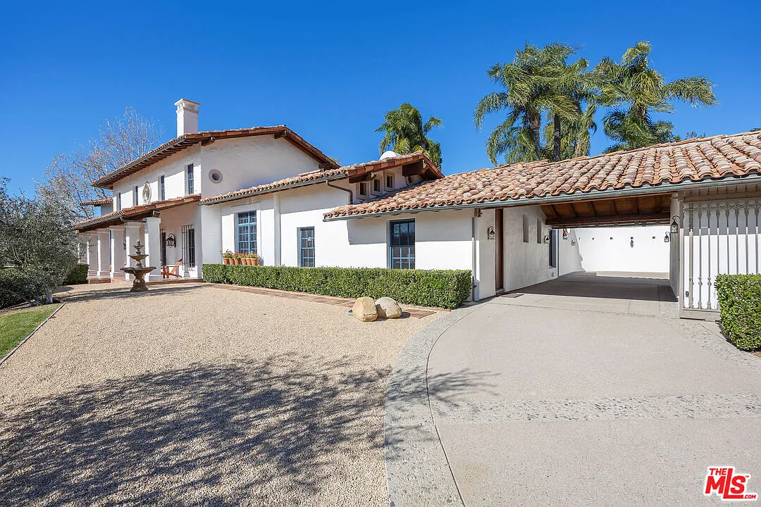 6 bed, 6.5 bath, 9402 sqft, $37,500 — Photo 4