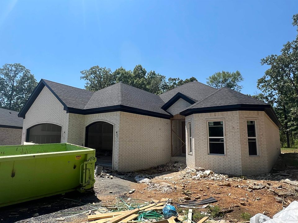 1st image of 504 Forest Glen Cv