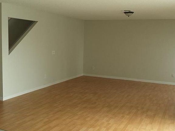 4th image of 12905 Los Alamitos Ct