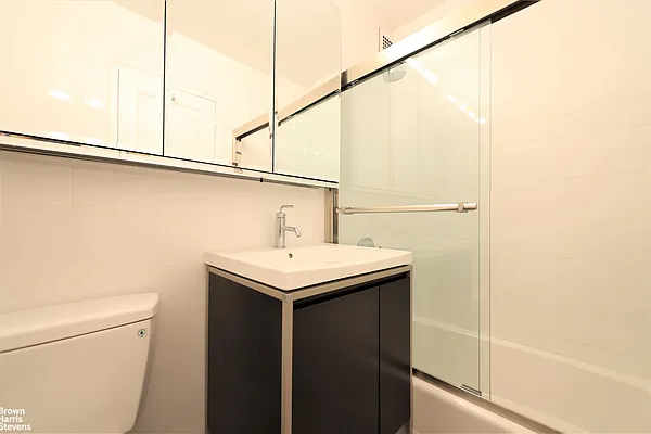 Rented by Brown Harris Stevens | media 13