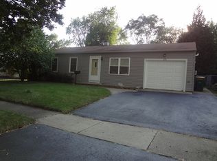 228 Lincoln Ter, Buffalo Grove, IL 60089