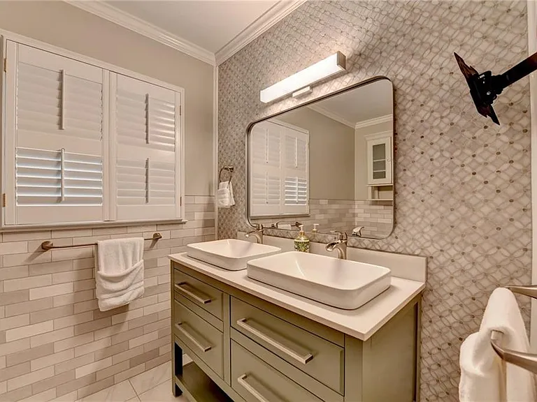 8 Highland Ln — Photo 38