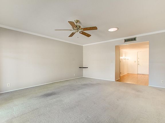 4th image of 5052 E Emerald Ave
