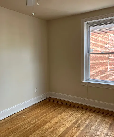2035 Walnut St #3R — Photo 11
