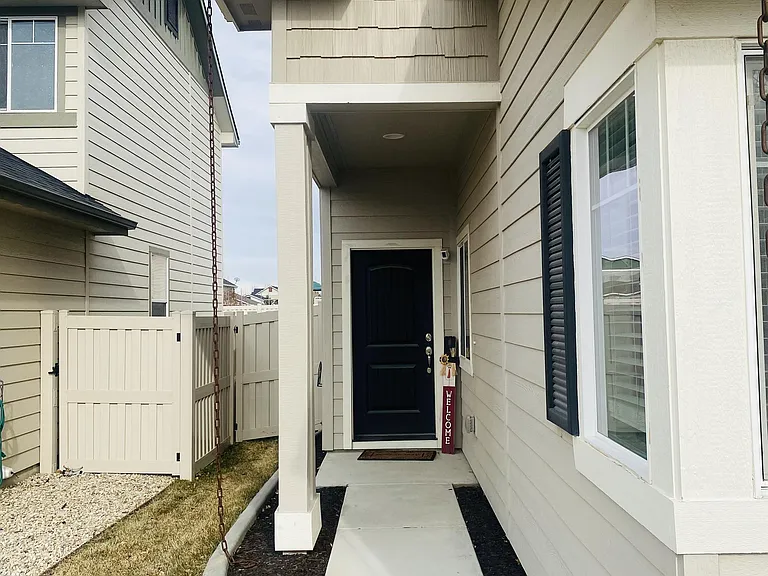 1476 W Soldotna Dr — Photo 2