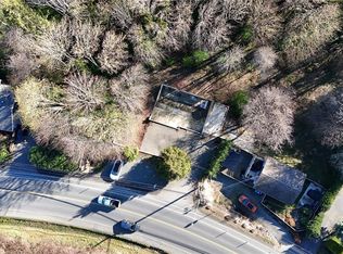 3111 Departure Bay Rd, Nanaimo, BC V9T 1B6