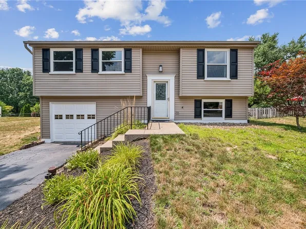 215 Pintail Rd, Gibsonia, PA 15044