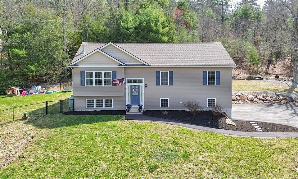 1st image of 301 Podunk Rd