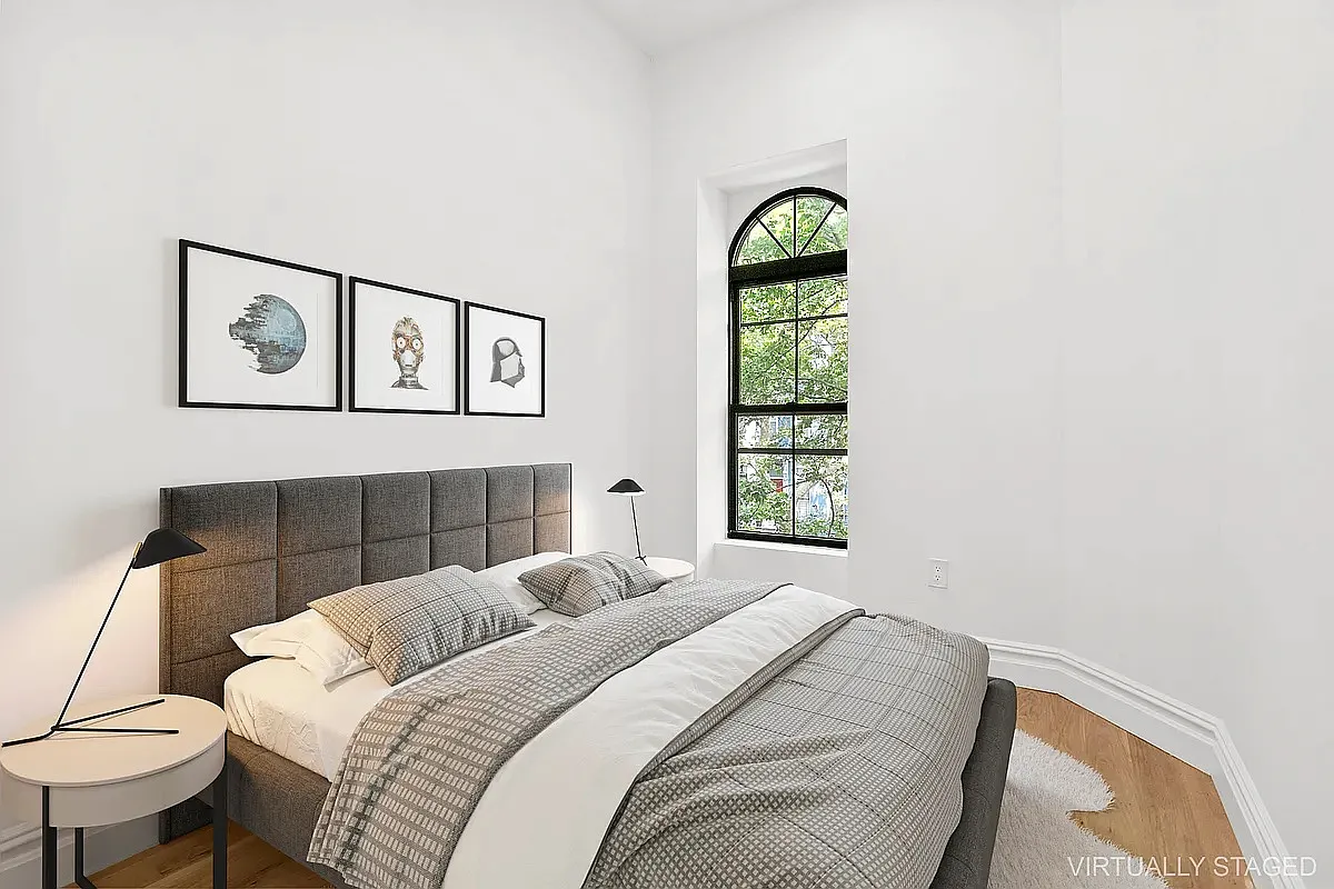 554 Putnam Avenue — Photo 3
