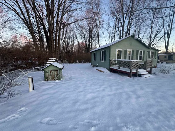 110 495th Ln, Angola, IN 46703