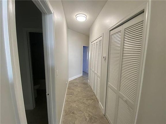 5th image of 327 SW 188th Ter
