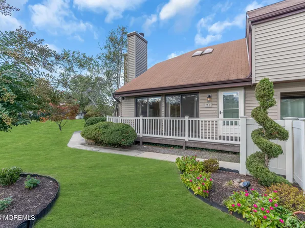 21 Cotswold Circle #7, Ocean Twp, NJ 07712