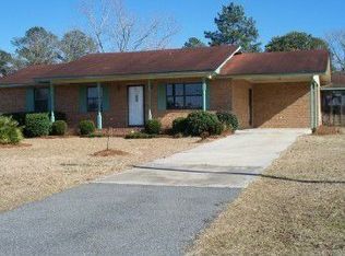705 Christy St, Glennville, GA 30427