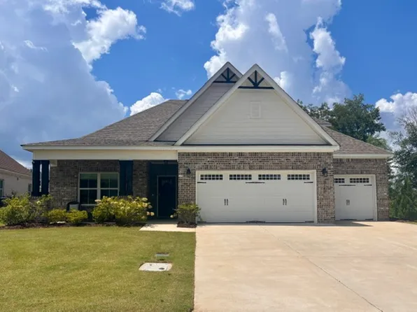 2146 Chapel Ln, Opelika, AL 36801