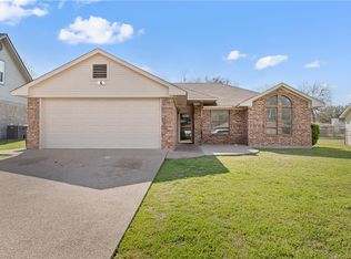 2005 Ramada Dr, Woodway, TX 76712