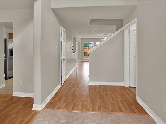 4th image of 5403 Balmorhea Dr