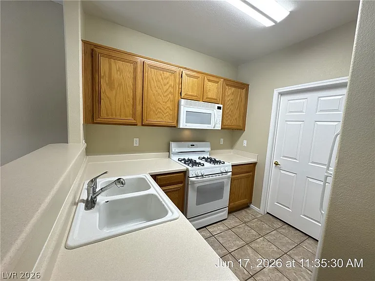 7131 S Durango Dr #203 — Photo 8