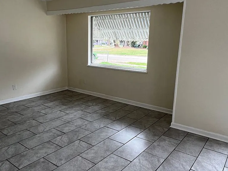 3010 Sunnybrook St — Photo 24