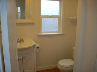 5362 Brookdale Ave #B, Oakland, CA 94619