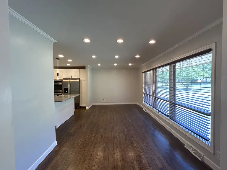 5933 Crestwood Dr — Photo 3