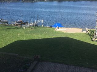 5994 Bullard Rd, Fenton, MI 48430