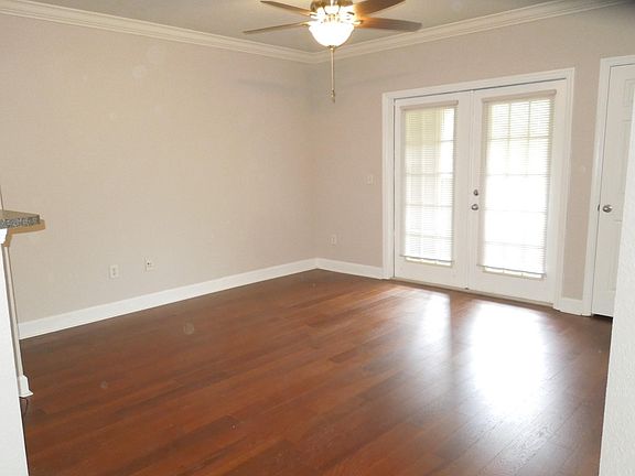 4th image of 206 E South St Unit 2034