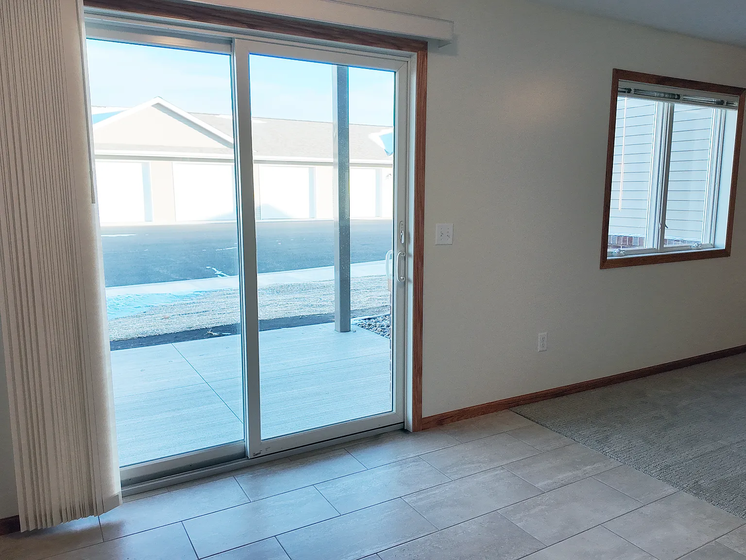 2 bed, 1100 sqft, $1,275 — Photo 3