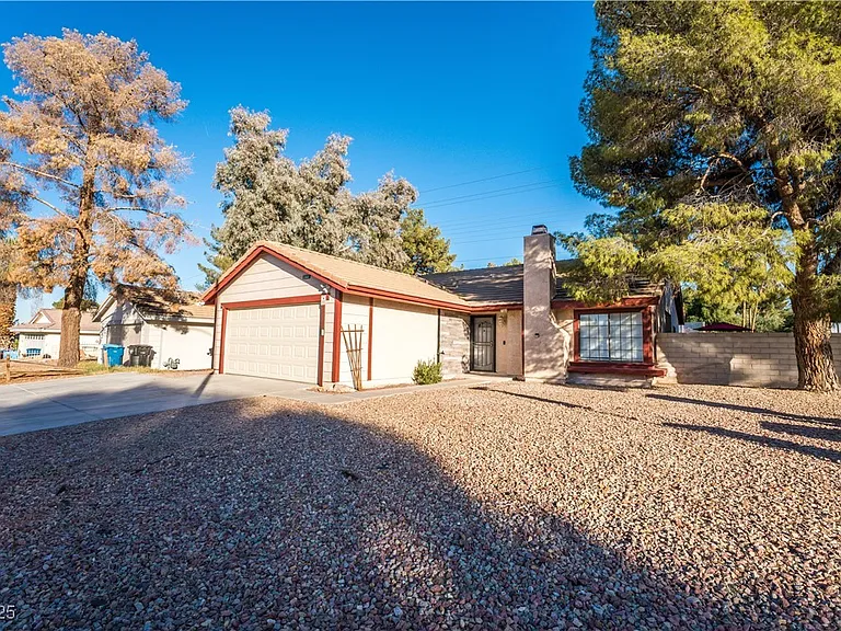 2364 Belvedere Dr — Photo 39