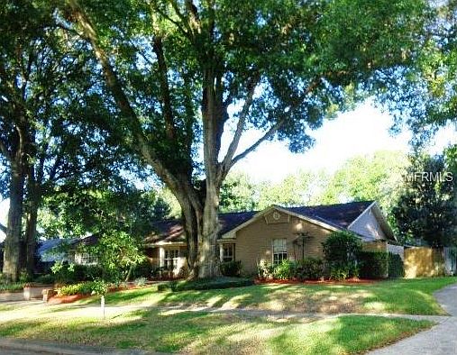 1st image of 905 Versailles Cir